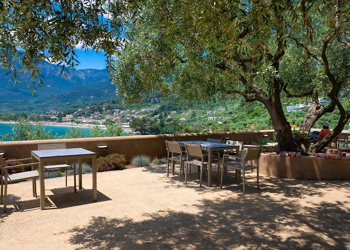 Island View فندق مبيت وإفطار خْريسيا أموذيا