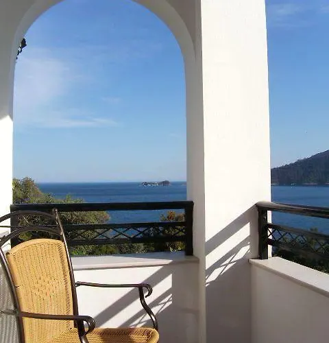 فندق مبيت وإفطار Island View خْريسيا أموذيا
