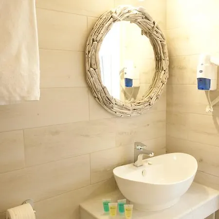 Island View 3* خْريسيا أموذيا