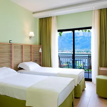 Island View Bed & Breakfast 2*