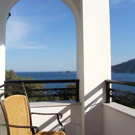 فندق مبيت وإفطار Island View خْريسيا أموذيا